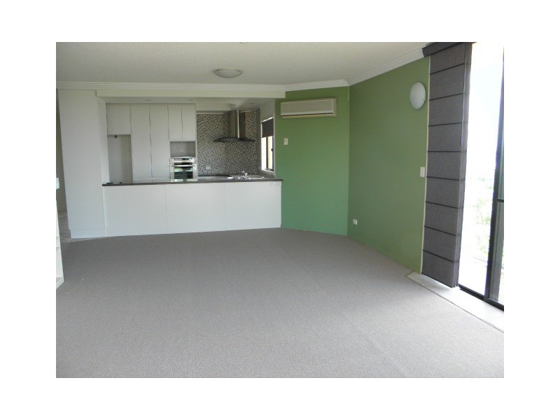 18/12 ‘Crystal Waters’ Picnic Point Esp, Maroochydore QLD 4558