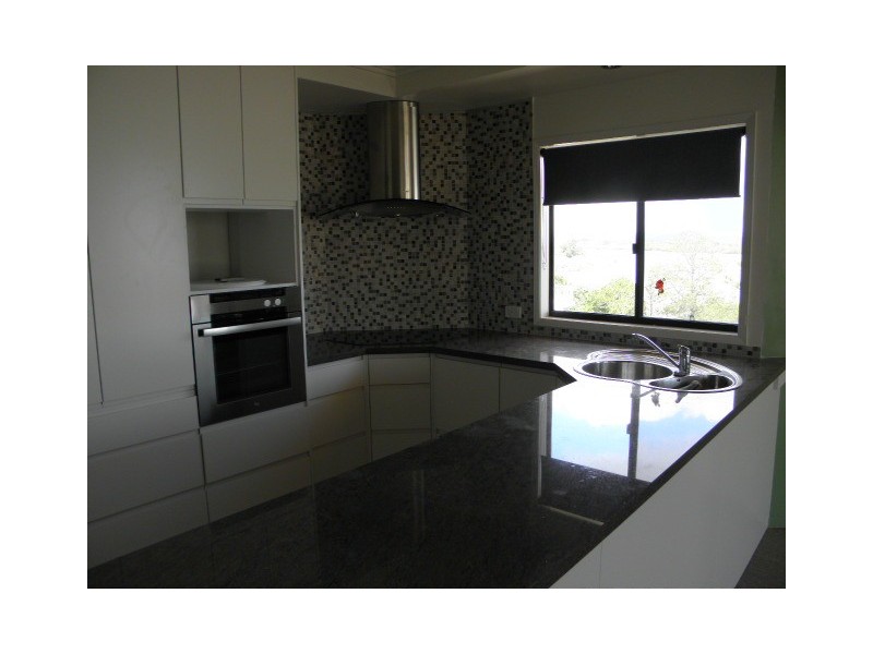 18/12 ‘Crystal Waters’ Picnic Point Esp, Maroochydore QLD 4558