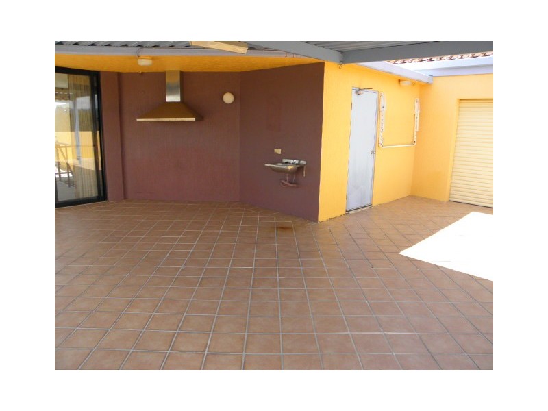 18/12 ‘Crystal Waters’ Picnic Point Esp, Maroochydore QLD 4558