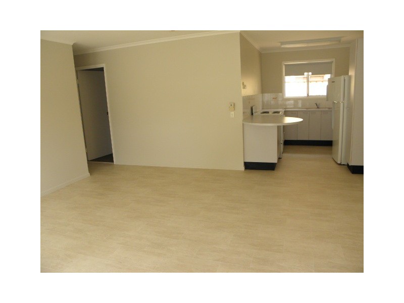 2/37 Anzac Avenue, Maroochydore QLD 4558