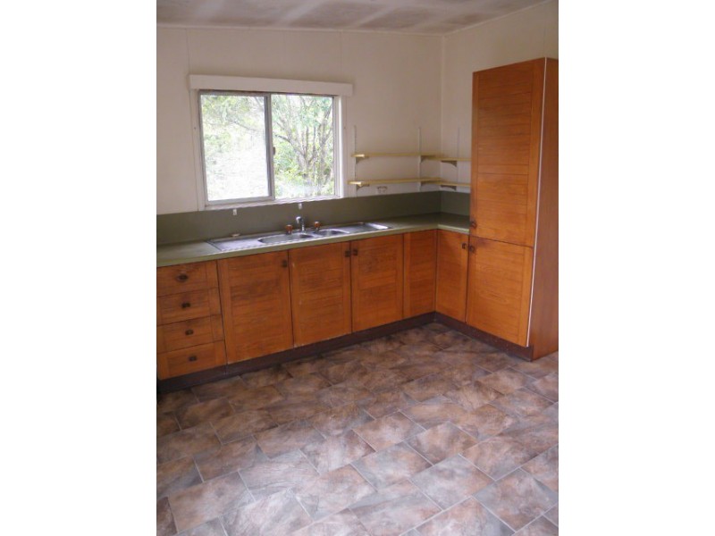 21 Broadwater Avenue, Maroochydore QLD 4558