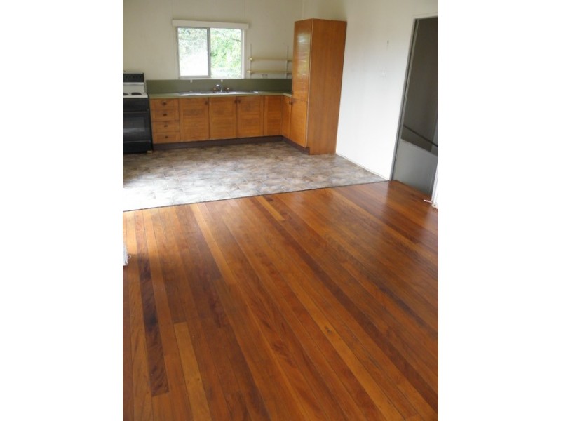 21 Broadwater Avenue, Maroochydore QLD 4558