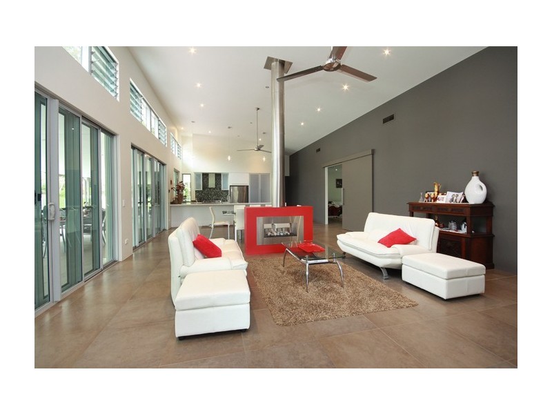 43 Monarch Place, Mons QLD 4556