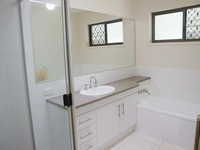 87 Gloucester Road, Buderim QLD 4556