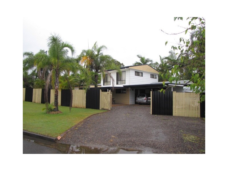 2 Kokoda Avenue, Bli Bli QLD 4560