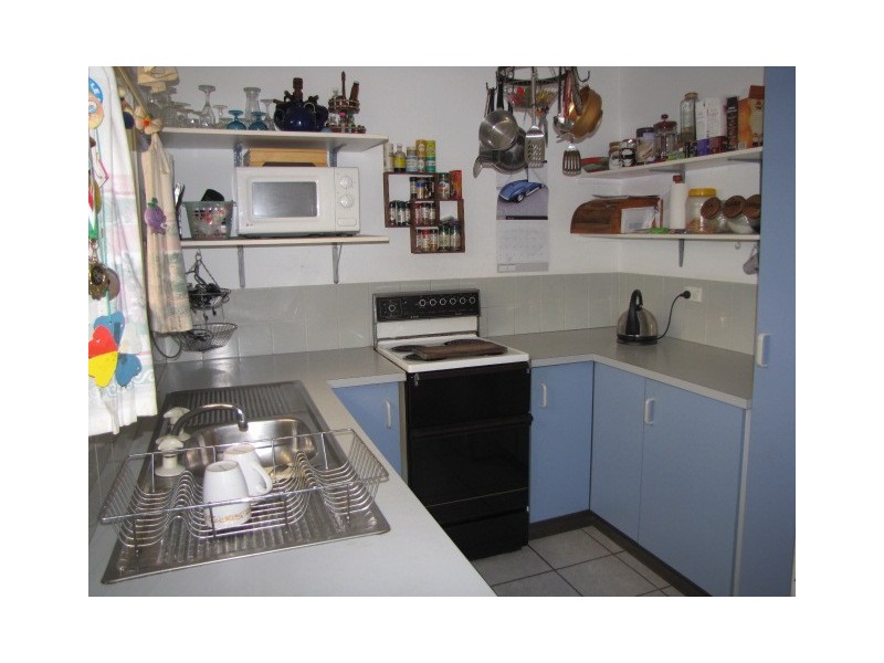 2 Kokoda Avenue, Bli Bli QLD 4560