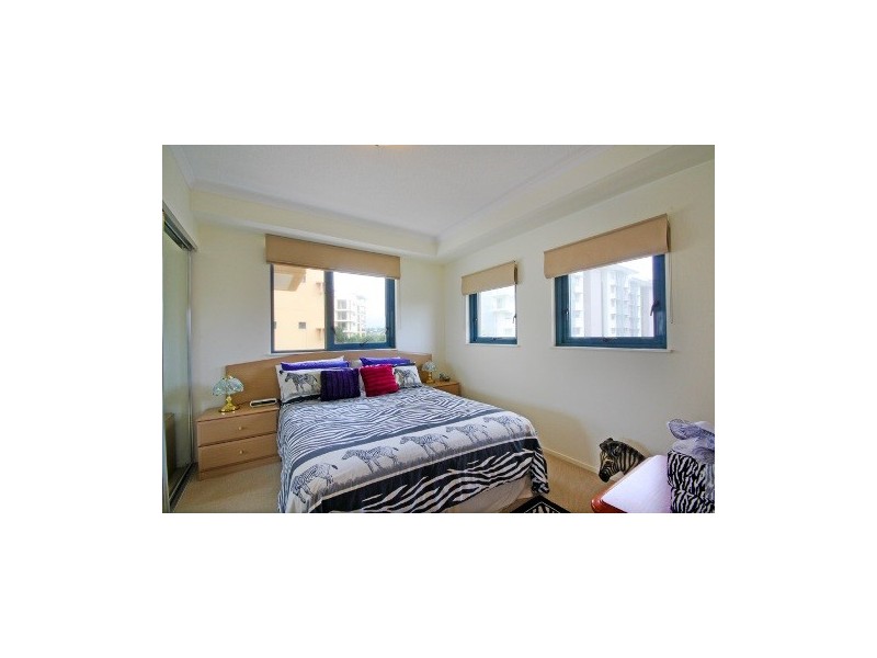337/9 Windsor Shores, Wirraway Street, Alexandra Headland QLD 4572
