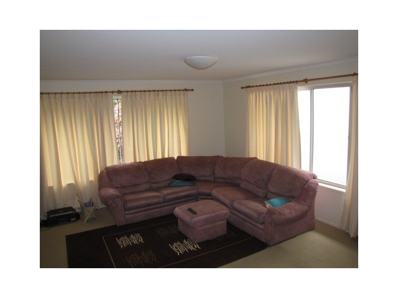 9 Tombarra Street, Mooloolaba QLD 4557