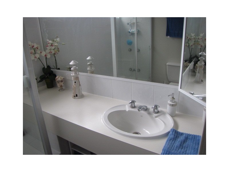 18/19 Chateau Royale, Memorial Avenue, Maroochydore QLD 4558