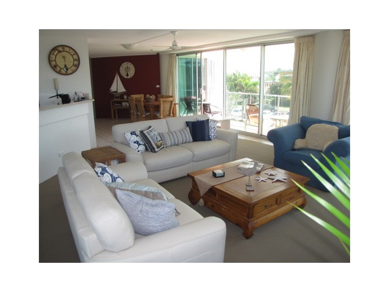 18/19 Chateau Royale, Memorial Avenue, Maroochydore QLD 4558