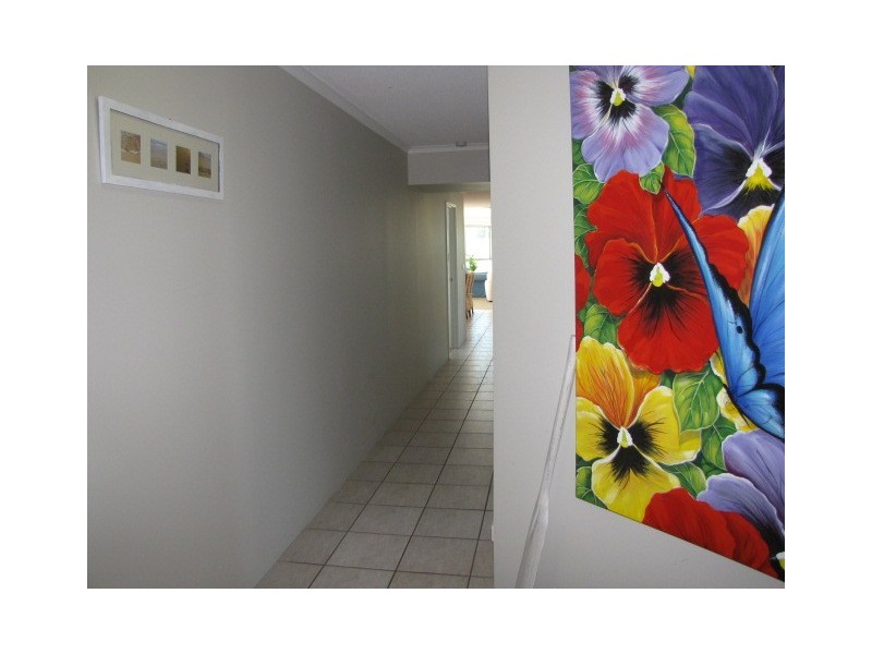 18/19 Chateau Royale, Memorial Avenue, Maroochydore QLD 4558