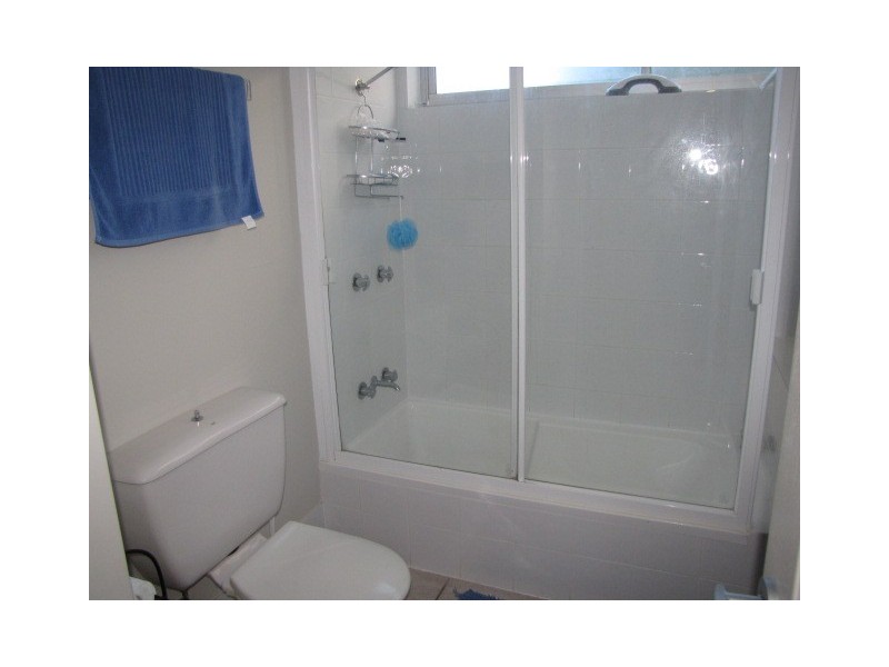 18/19 Chateau Royale, Memorial Avenue, Maroochydore QLD 4558