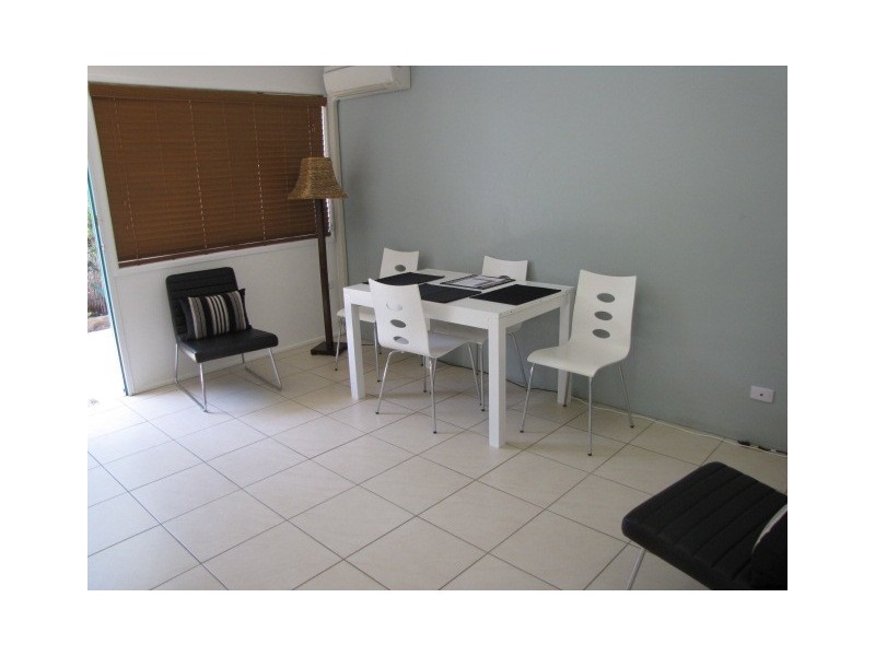 2/25 Selma, Hinley Avenue, Maroochydore QLD 4558