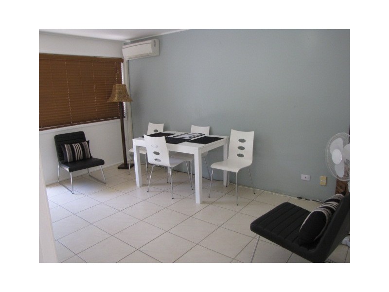 2/25 Selma, Hinley Avenue, Maroochydore QLD 4558