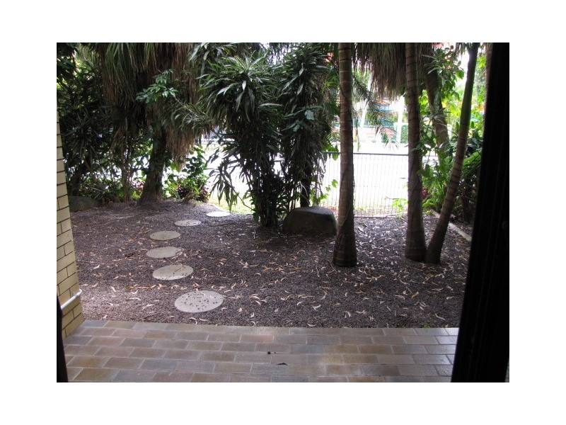 2/141 Myloola, Duporth Avenue, Maroochydore QLD 4558