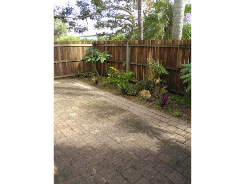 1/77 Parkfield Terraces, Parker Street, Maroochydore QLD 4558