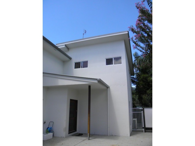 2/15 Broadwater Avenue, Maroochydore QLD 4558