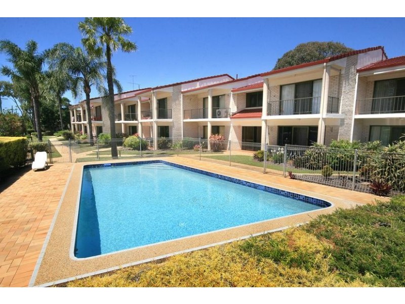 8/45 Quiet Waters East, Bradman Avenue,, Maroochydore QLD 4558