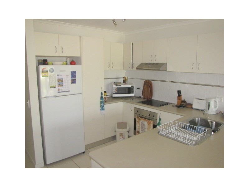 8/45 Quiet Waters East, Bradman Avenue,, Maroochydore QLD 4558