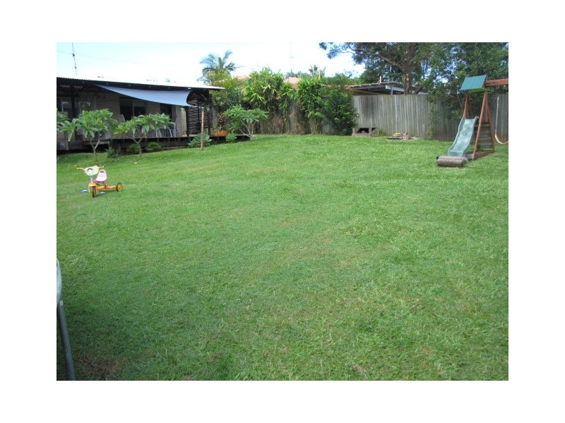 9 Bli Bli Road, Bli Bli QLD 4560