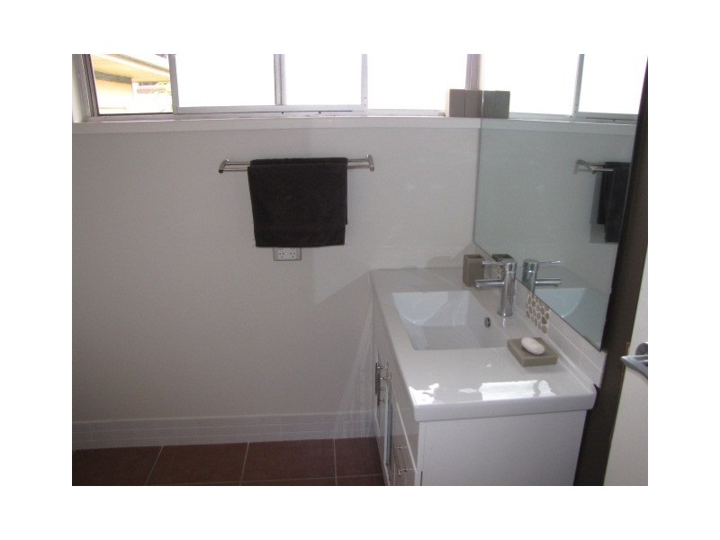 9 Bli Bli Road, Bli Bli QLD 4560