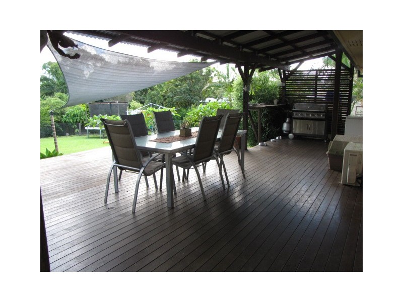 9 Bli Bli Road, Bli Bli QLD 4560