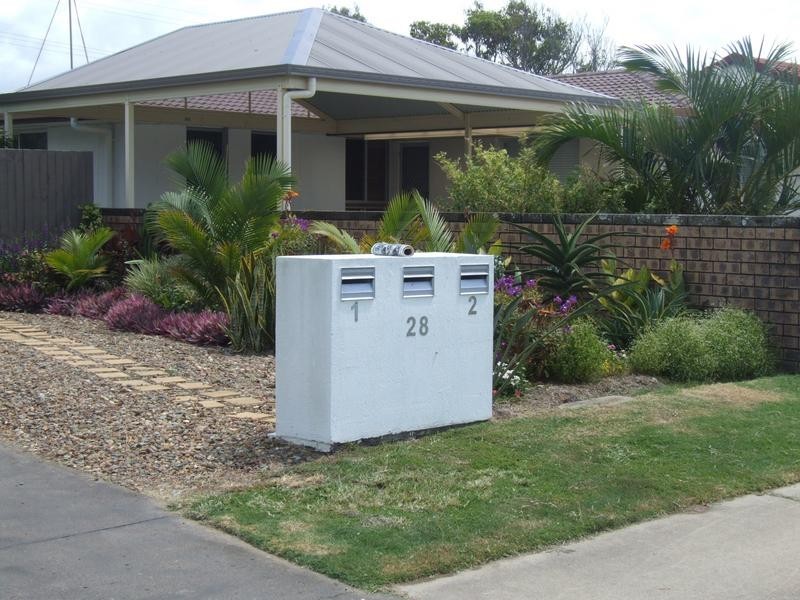 2/28 Amadon, Balyata Street, Warana QLD 4575