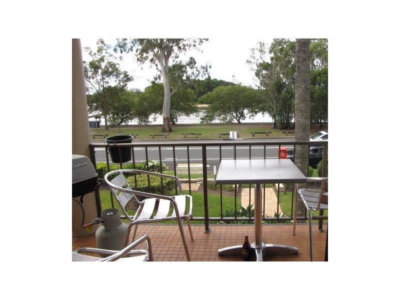 14/45 Quiet Waters, Bradman Avenue, Maroochydore QLD 4558