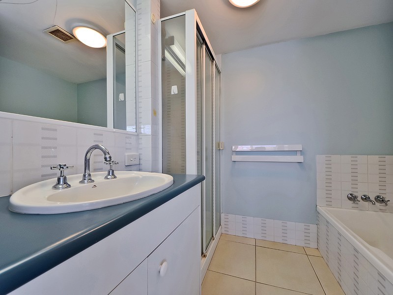 6/307 Rose Leigh, Bradman Avenue, Maroochydore QLD 4558