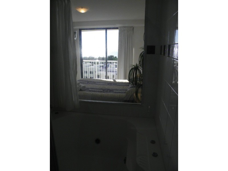 80/53 Catalina II, Sixth Avenue, Maroochydore QLD 4558