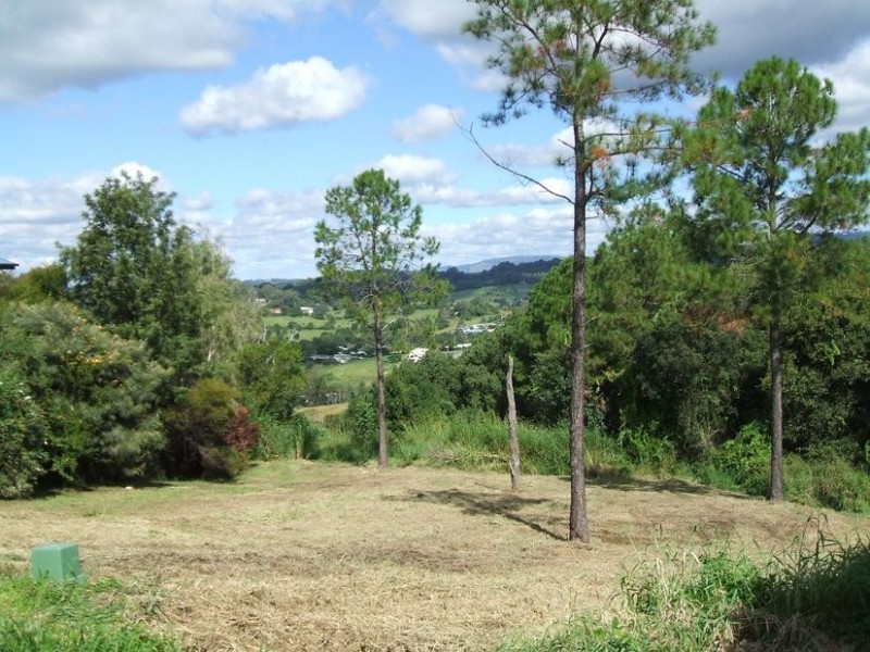 25 Albatross Avenue, Nambour QLD 4560