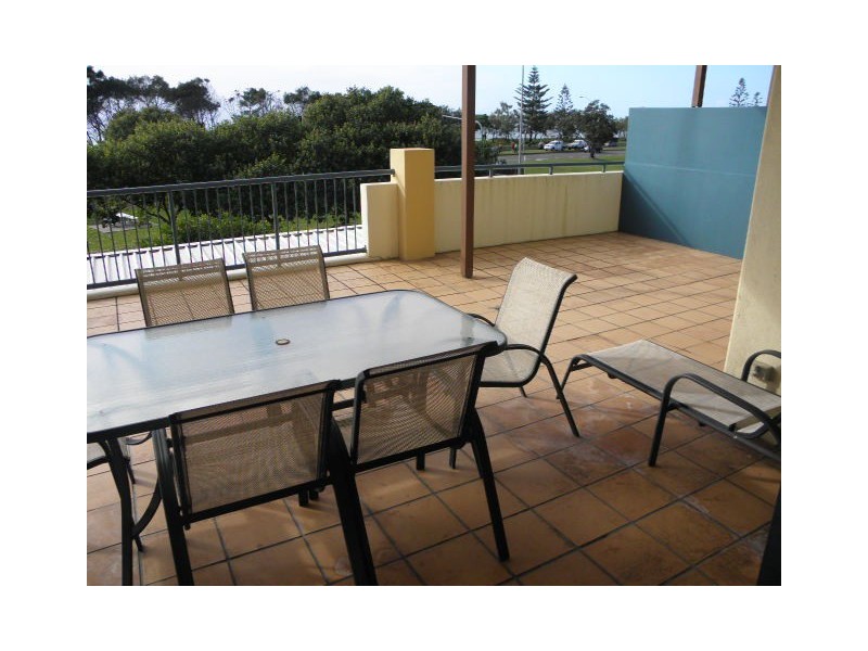 214/102 Newport at Seaforth, Alexandra Parade, Alexandra Headland QLD 4572