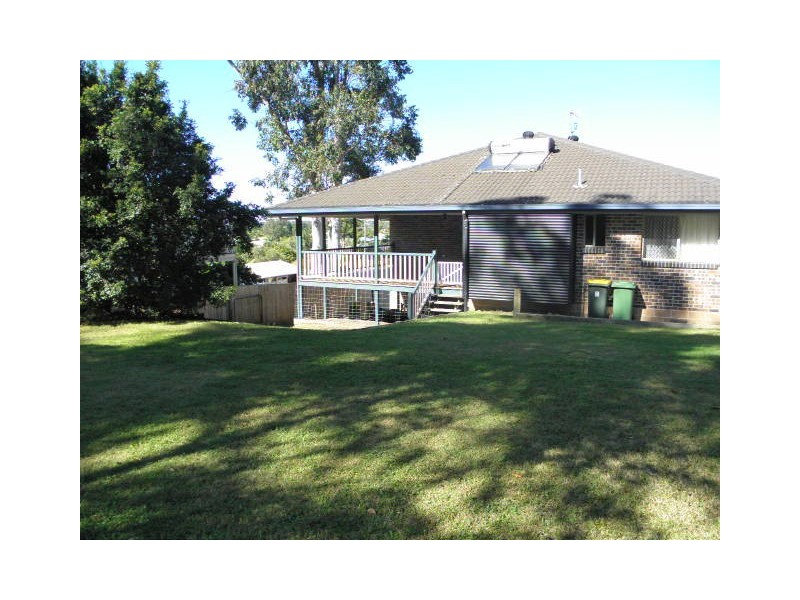 300 Main Road, Kuluin QLD 4558