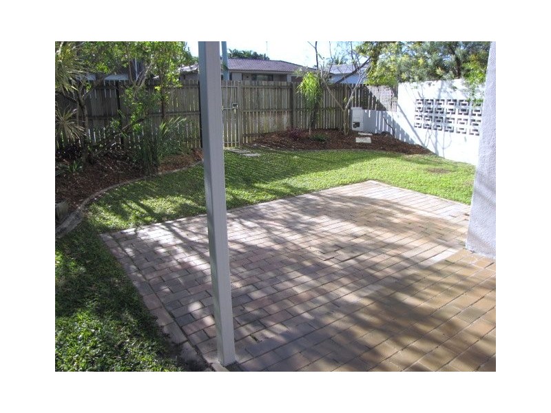 1/85 Gumbuya, Goonawarra Drive, Mooloolaba QLD 4557