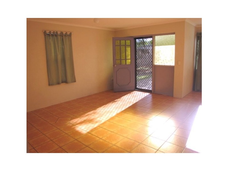 1/85 Gumbuya, Goonawarra Drive, Mooloolaba QLD 4557