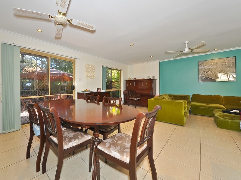 1/10 Villa Helena, Lisbon Street, Maroochydore QLD 4558