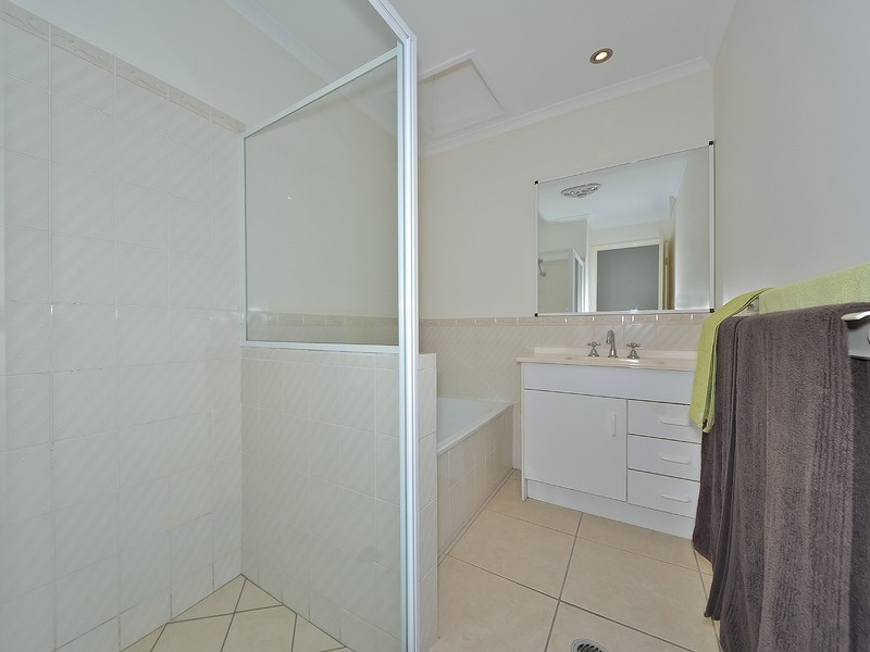 1/10 Villa Helena, Lisbon Street, Maroochydore QLD 4558