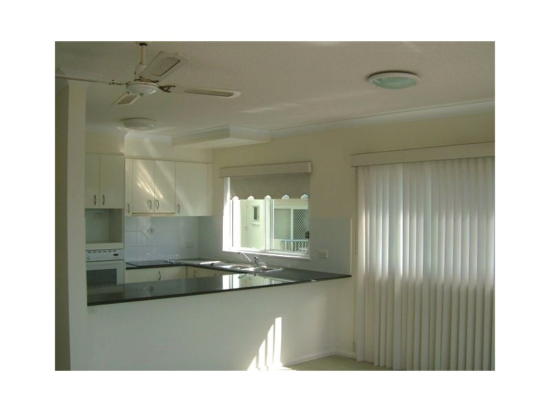 6/153 Debbie Leigh, Bradman Avenue, Maroochydore QLD 4558