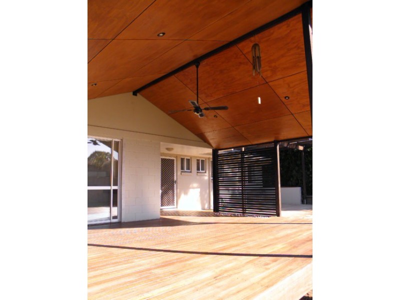 15 Waigani Street, Bli Bli QLD 4560