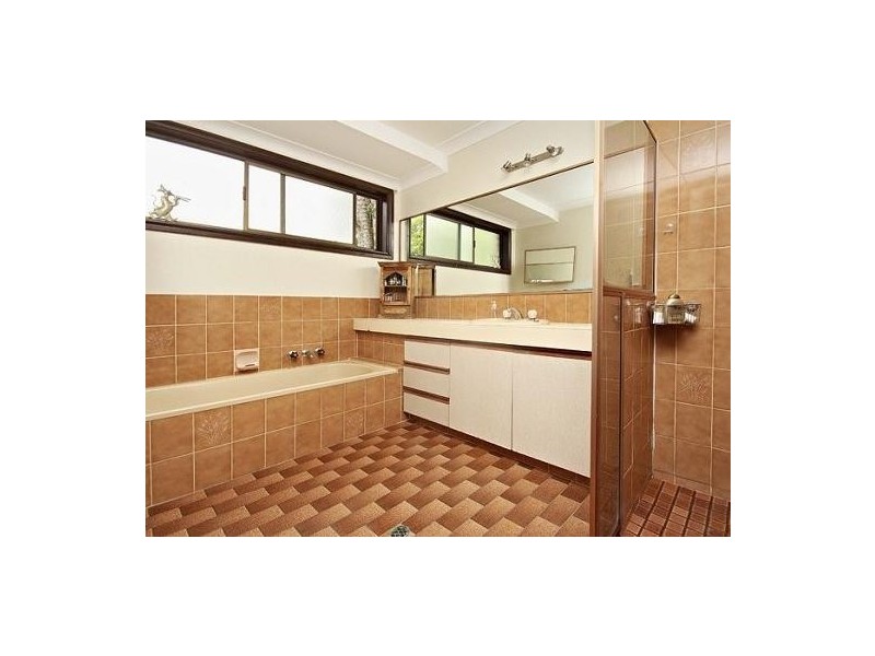 137-141 Tallow wood Drive, Kuluin QLD 4558