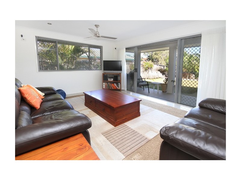 60 Neerim Drive, Mooloolaba QLD 4557