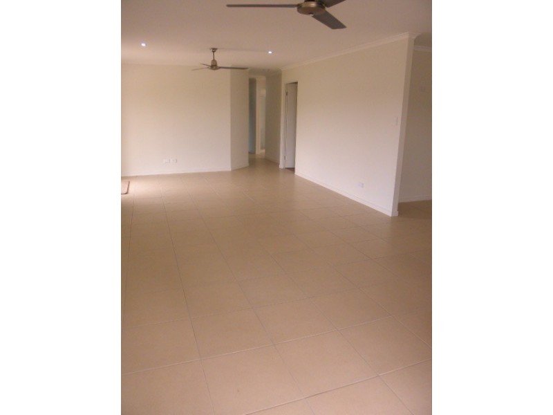 1 Elizabeth Farm Court, Maroochydore QLD 4558