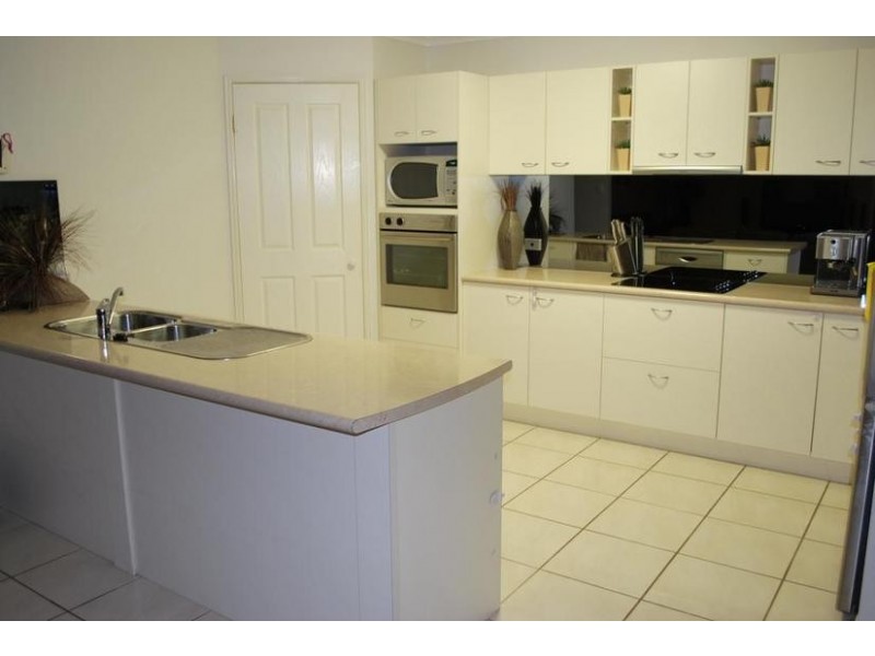 36 Escolar Drive, Mountain Creek QLD 4557