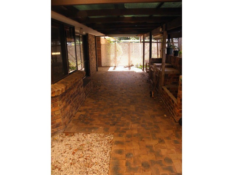 8 Allambie Street, Maroochydore QLD 4558