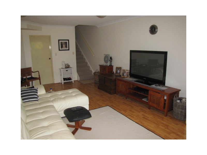 4/201 Catamarina, Bradman Avenue, Maroochydore QLD 4558