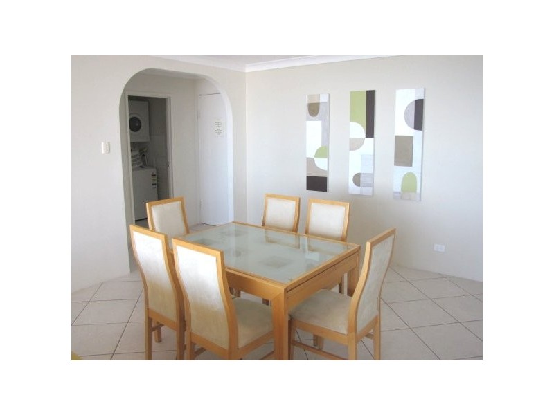40/27 Majorca Isle, Sixth Avenue, Maroochydore QLD 4558