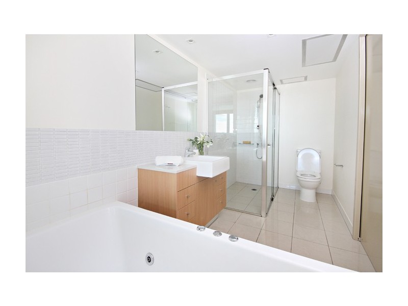 1002/1 M1, Duporth Avenue, Maroochydore QLD 4558