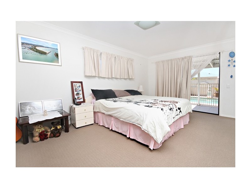4 Rosslare Court, Kuluin QLD 4558