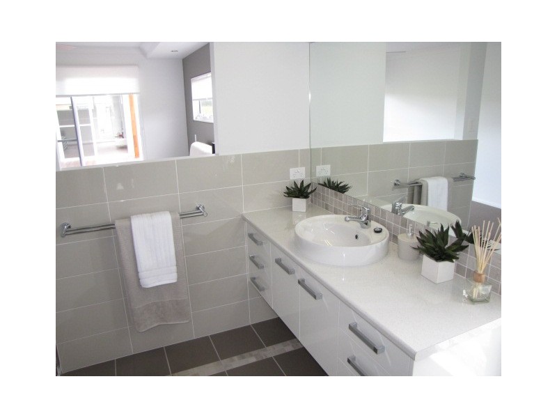 19 Forest Pines Boulevard, Forest Glen QLD 4556