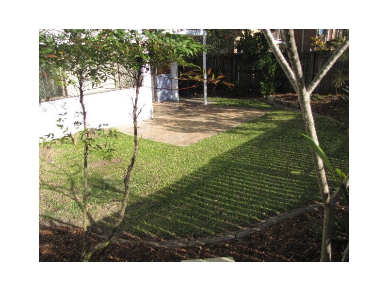 1/85 Gumbuya, Goonawarra Drive, Mooloolaba QLD 4557